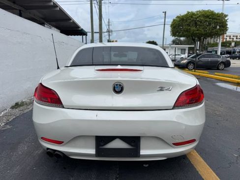 Used 2015 BMW Z4 sDrive28i RWD image 4
