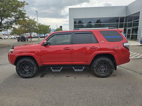 Used 2019 Toyota 4Runner SR5 Premium AWD/4WD image 9