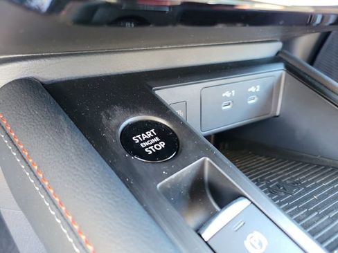 New 2026 Nissan Kicks SR image 20