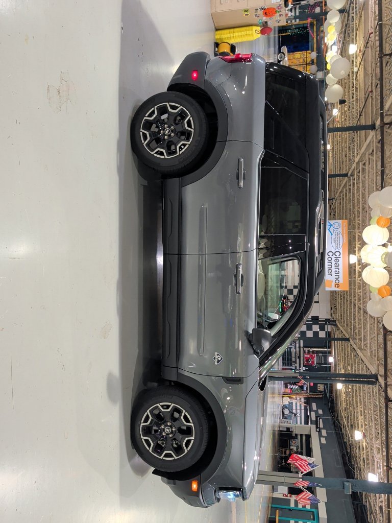 Used 2025 Ford Bronco Sport Outer Banks w/ Outer Banks Tech Package+ AWD/4WD image 12