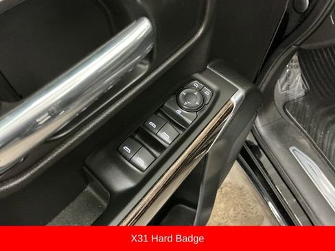 Used 2022 GMC Sierra 1500 Elevation w/ Driver Alert Package I image 22