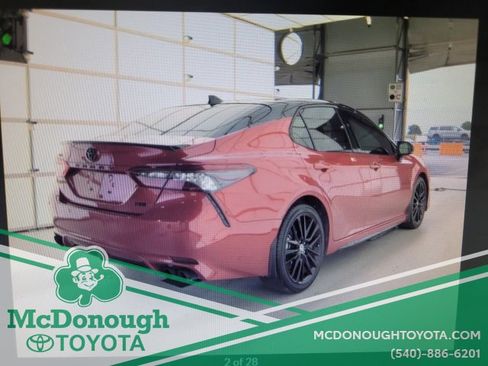 Used 2024 Toyota Camry XSE w/ Navigation Package image 2