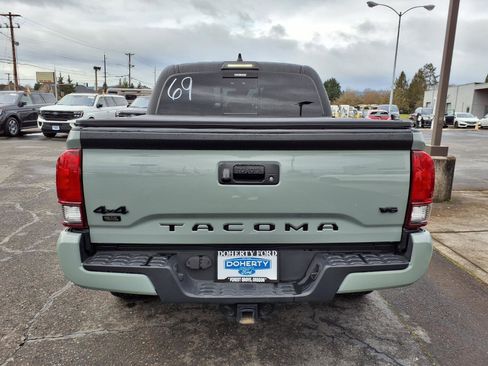 Used 2023 Toyota Tacoma 4x4 Double Cab w/ Trail Edition image 7