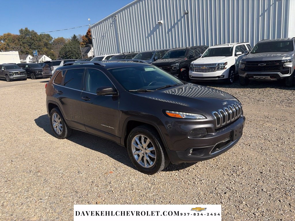 Used 2015 Jeep Cherokee Limited w/ Luxury Group AWD/4WD image 7