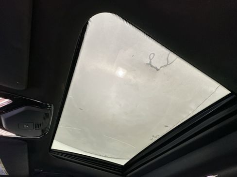 Used 2019 BMW 330i xDrive Sedan w/ Convenience Package image 26