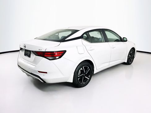 Used 2024 Nissan Sentra SV image 9