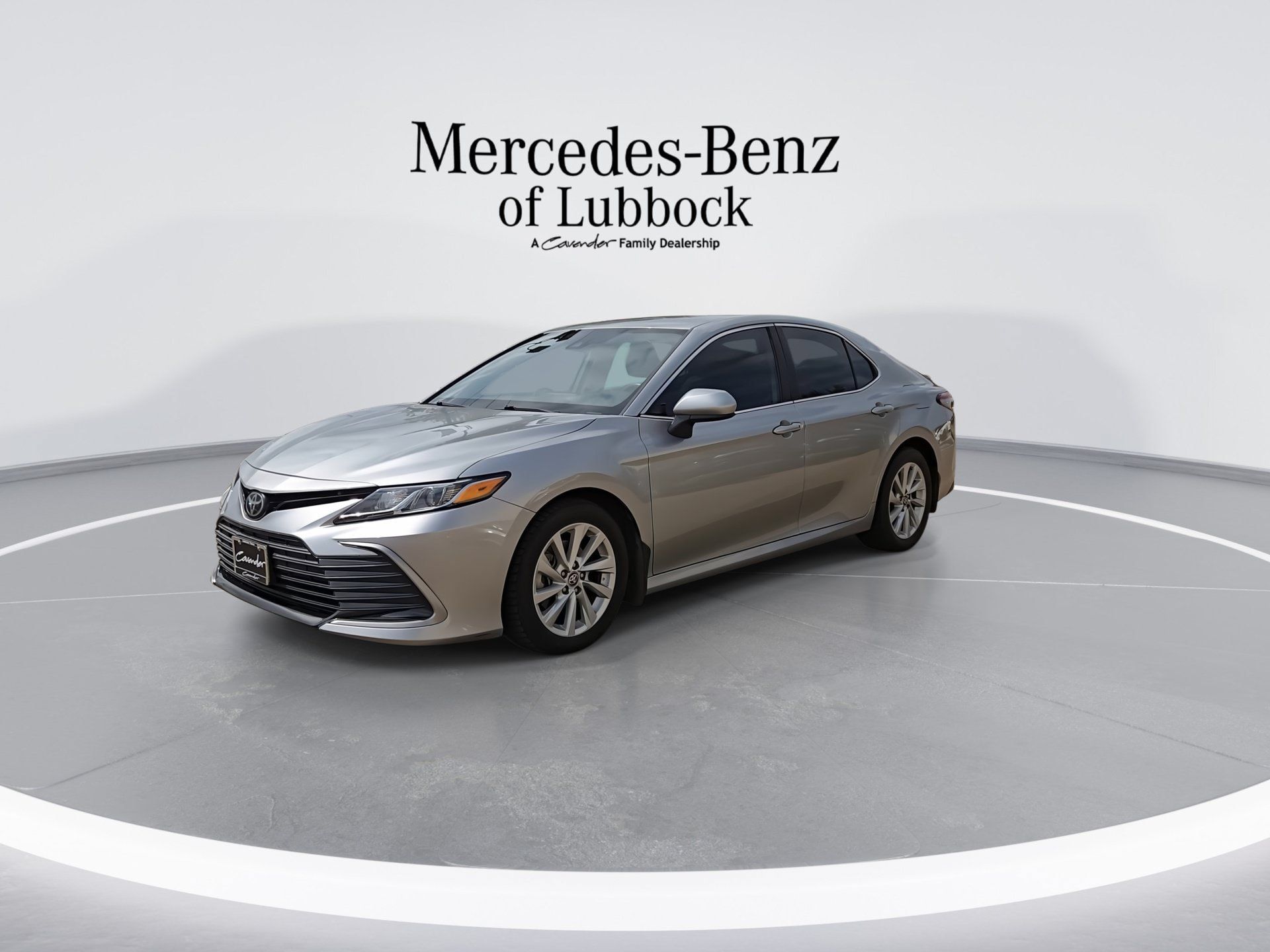 Used 2023 Toyota Camry LE FWD image 4