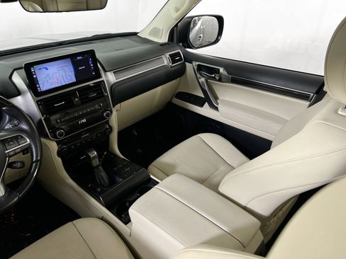 Used 2023 Lexus GX 460 Premium w/ Premium Package AWD/4WD image 24