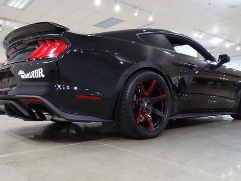 Used 2018 Ford Mustang GT RWD image 16