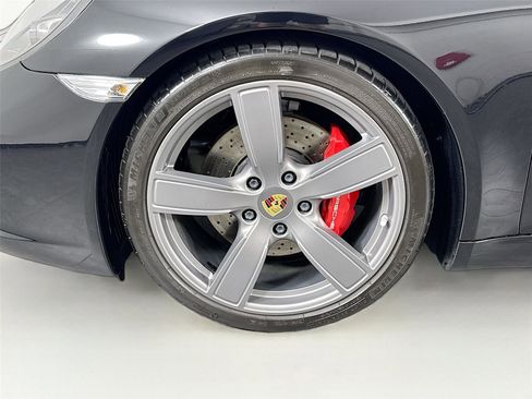 Used 2017 Porsche 911 Carrera S image 42