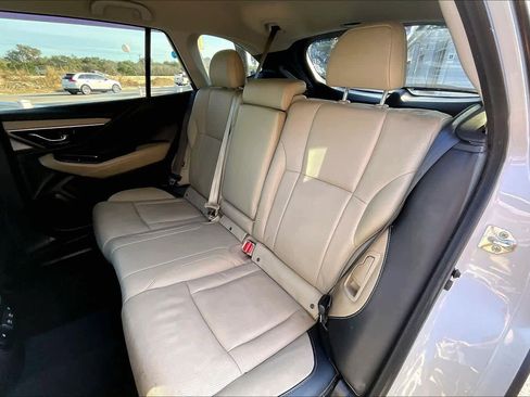 Used 2020 Subaru Outback Limited w/ Popular Package #2 image 21