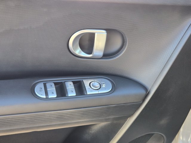 Used 2024 Hyundai Ioniq 5 SEL RWD image 17