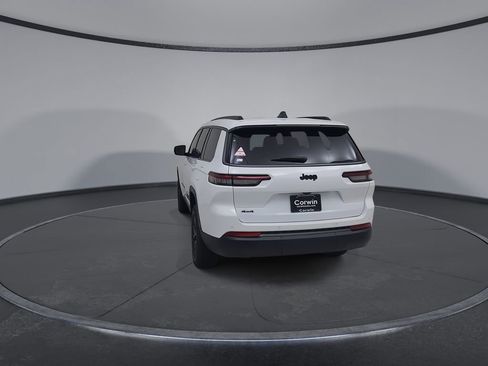 New 2026 Jeep Grand Cherokee L 4WD image 11