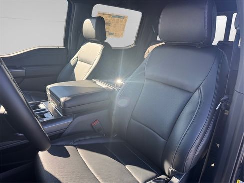 New 2025 Ford F150 Lariat w/ Equipment Group 502A High image 14