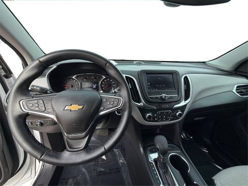 Used 2024 Chevrolet Equinox LT image 28