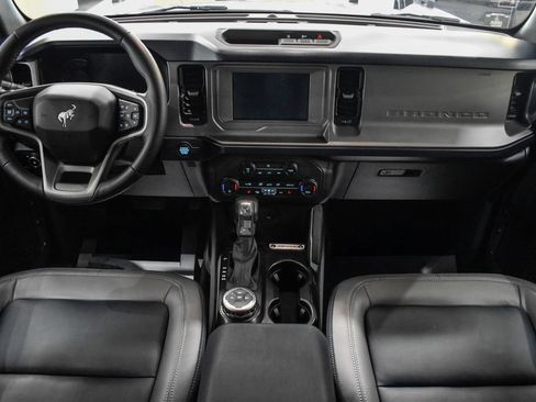 Used 2023 Ford Bronco Outer Banks AWD/4WD image 21