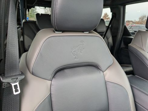 New 2025 Ford Bronco Outer Banks image 13