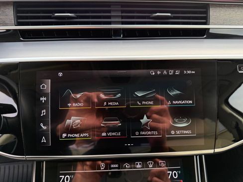 Used 2022 Audi A8 L 3.0T w/ Executive Package image 26