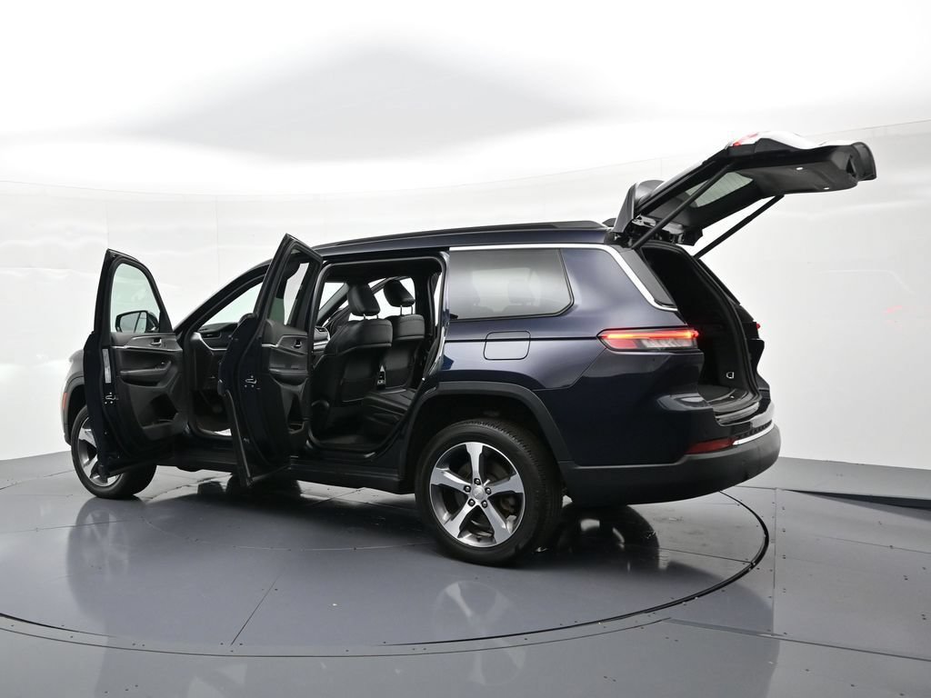 Used 2024 Jeep Grand Cherokee L Limited AWD/4WD image 36