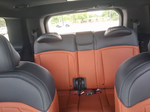 New 2027 Kia Telluride S FWD image 23