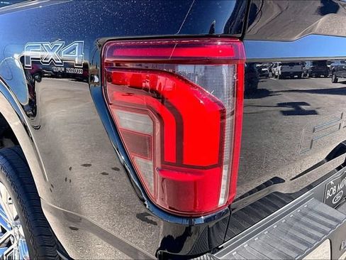 Used 2024 Ford F150 Lariat w/ FX4 Off-Road Package AWD/4WD image 30