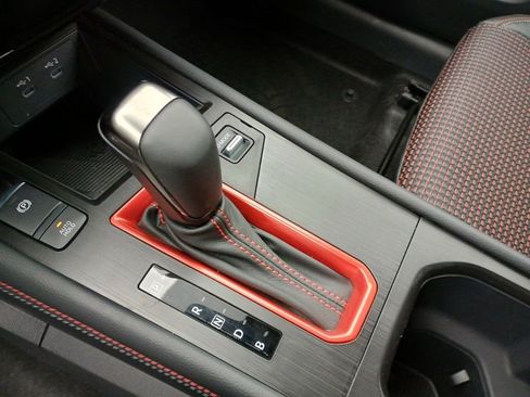 New 2025 Nissan Kicks SR image 25