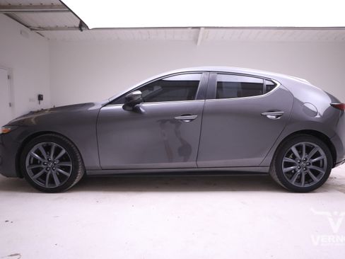 Used 2021 MAZDA MAZDA3 s image 2