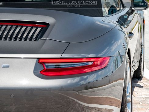 Used 2018 Porsche 911 Carrera image 47