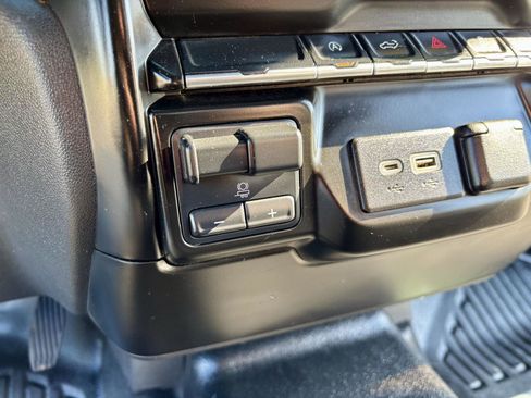 Used 2021 Chevrolet Silverado 1500 W/T w/ WT Value Package AWD/4WD image 29