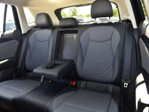 New 2026 Volkswagen Tiguan SE AWD/4WD image 22