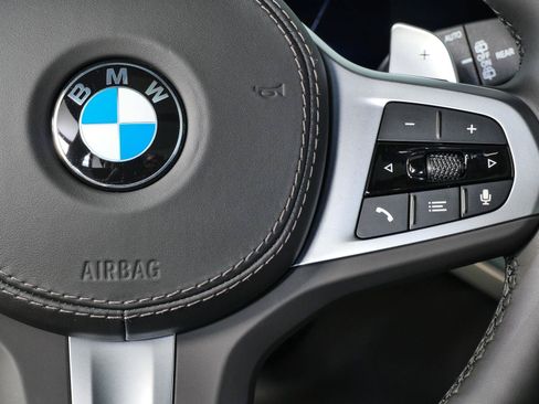 Used 2026 BMW X5 xDrive40i w/ M Sport Package AWD/4WD image 11
