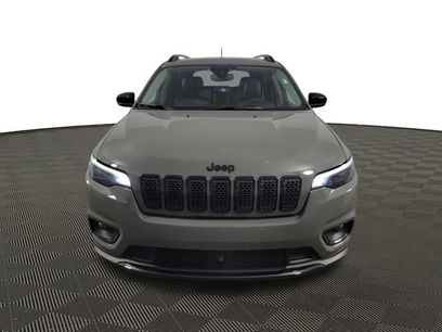Used 2023 Jeep Cherokee Altitude Lux w/ Lux Elite Package