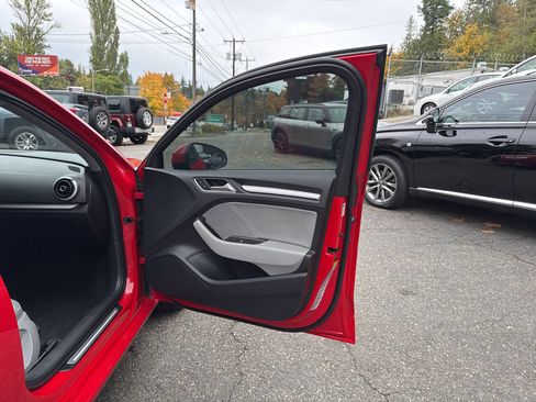 Used 2017 Audi A3 2.0T Premium w/ Convenience Package image 16