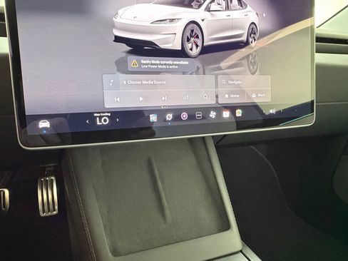 Used 2025 Tesla Model 3 Performance AWD/4WD image 19