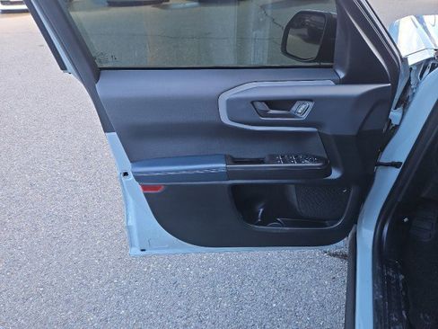 Used 2021 Ford Bronco Sport Outer Banks image 9