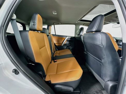 Used 2016 Toyota RAV4 Limited AWD/4WD image 27