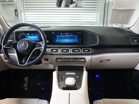 Used 2024 Mercedes-Benz GLE 450 4MATIC image 14