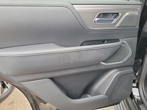 New 2026 INFINITI QX80 Luxe image 8