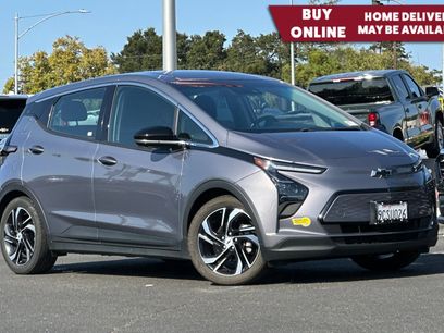 Used 2022 Chevrolet Bolt LT w/ Infotainment Package