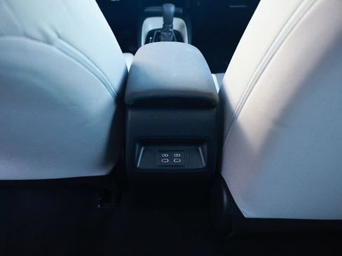 Used 2023 Toyota Corolla LE w/ Carpet Mat Package (TMS) FWD image 34