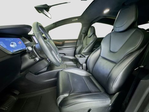 Used 2019 Tesla Model X Long Range image 10