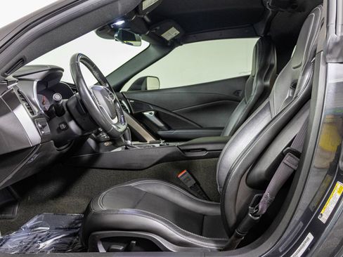 Used 2017 Chevrolet Corvette Stingray Coupe w/ Carbon Flash Badge Package RWD image 22