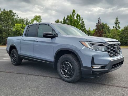 New 2026 Honda Ridgeline TrailSport image 3