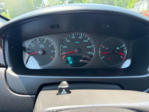 Used 2014 Chevrolet Impala LT w/ LT Sunroof Package image 18