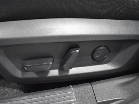 New 2026 Nissan Rogue SV image 17