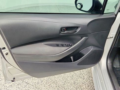 Used 2023 Toyota Corolla LE image 10