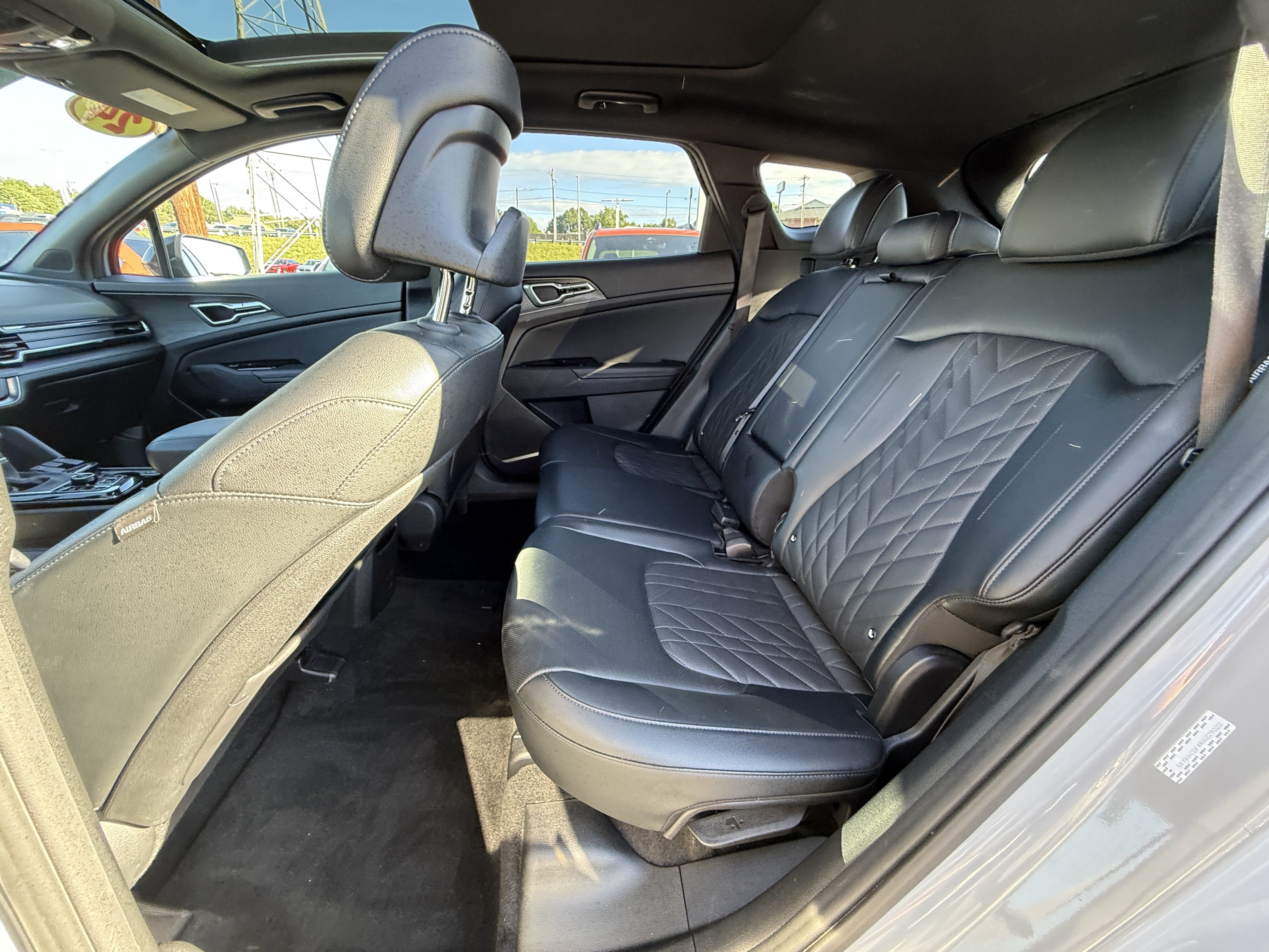 Used 2024 Kia Sportage X-Line w/ X-Line Premium Package AWD/4WD image 31