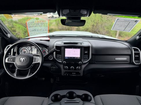 Used 2024 RAM 3500 Big Horn image 19