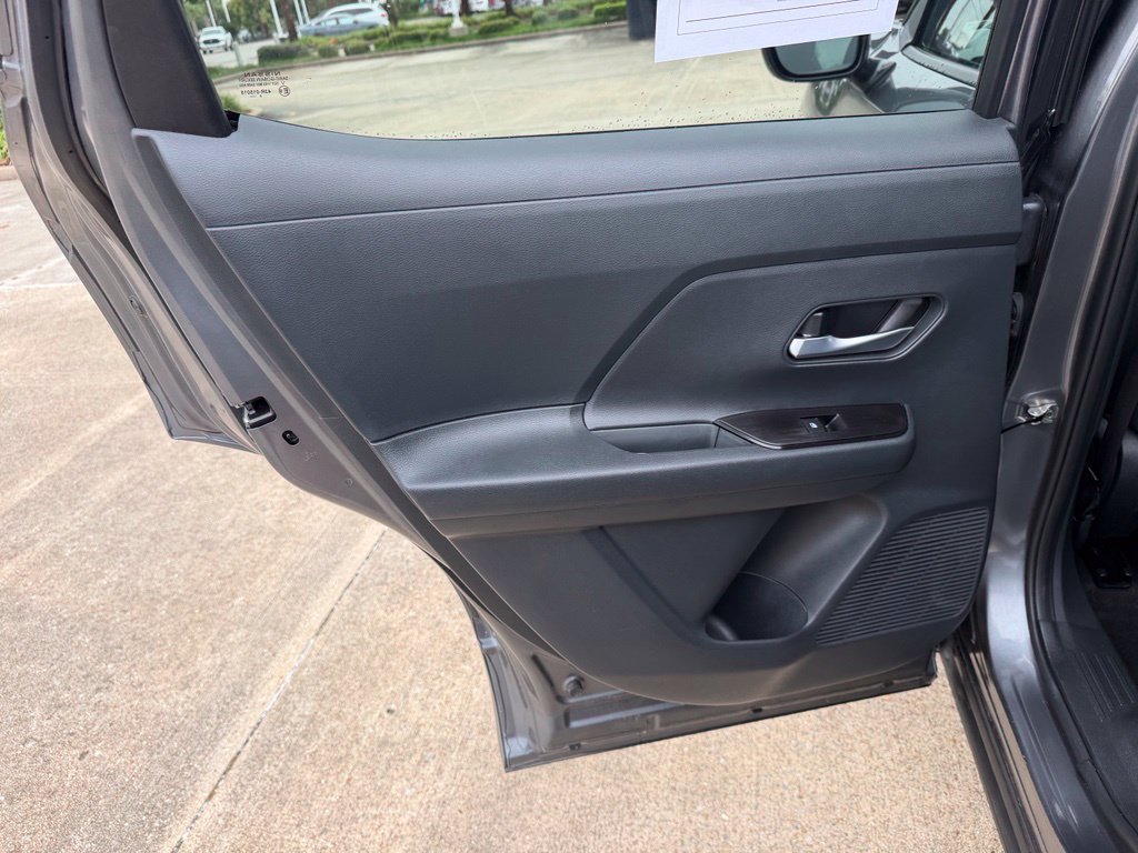 Used 2026 Nissan Kicks SV FWD image 13