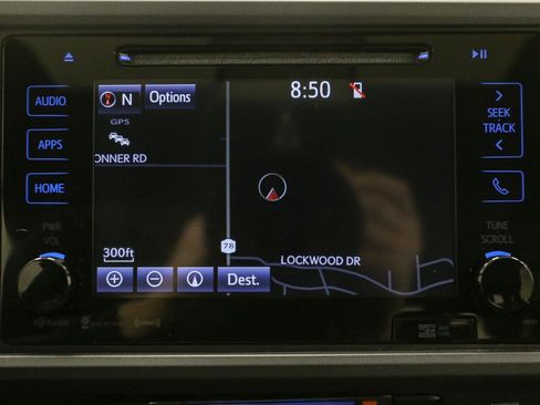 Used 2016 Toyota Tacoma TRD Off-Road image 25